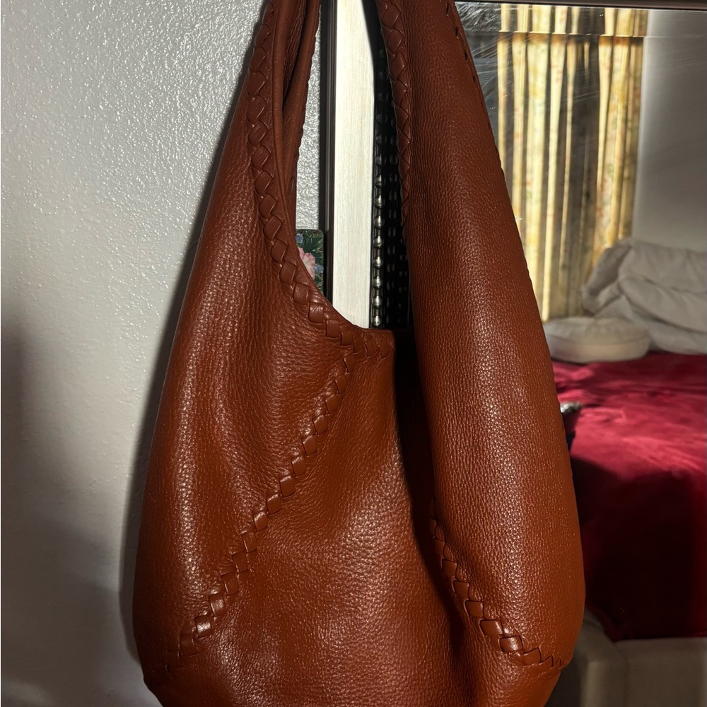 Bottega Veneta Rich Brown Leather Hobo Bag - Picture 3 of 13